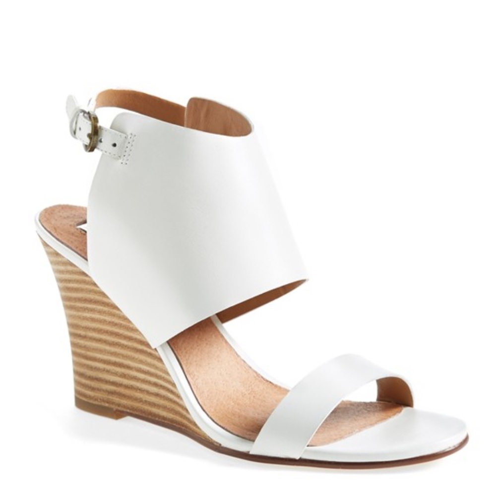 Halogen Women’s White Leather Clarette Wood Wedge Wide Ankle Strap Sandal SZ 11